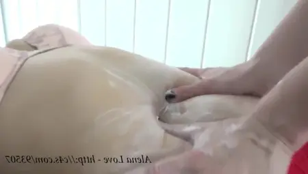 Tickle Also Cream In The Navel