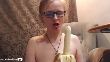 Astonishing Stepmom Uses A Banana On Her Pussy