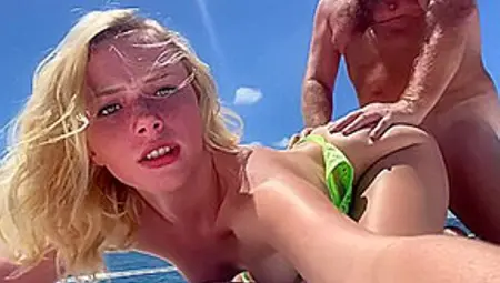 Yong Teen Dixie Lynn Gives Deep Throat And Great Fuck On Boat To Original