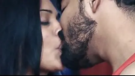 Hot Telugu Couple Romance &ndash; Outdoor Sex