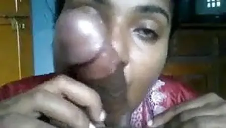 Indian Maid Hot Sucking Hubby&#039;s Cock