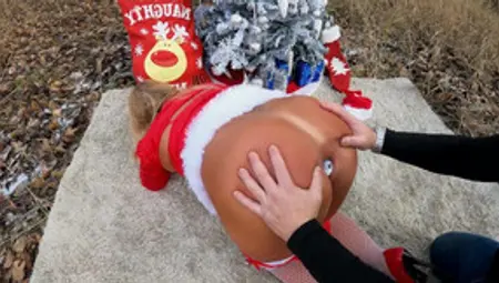 Hiker Caught Spying On Horny Mrs. Claus While She MASTURBATES Outdoors! He Gets A HOLIDAY SURPRISE!