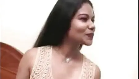 Beautiful Indian Girl Tries To Become A Pornostar