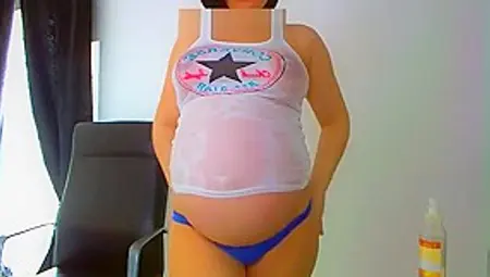 Preggylove 9 Months Pregnant Wet Belly Posing