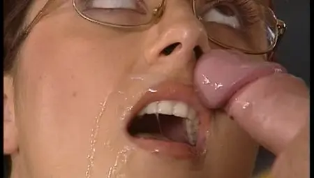 Busty Daria Glower Having Anal Sex In The Library With Her Glasses On