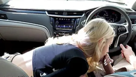 Blonde Teen Robber Bangs Stranger In Car