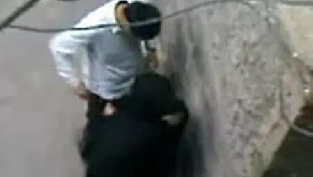 Arab Hijab Housewife Caught Whoring - Voyeur