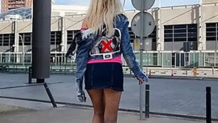Curvy In Ripped Tights Walking And Show Her Ass Public