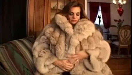 Chelsea Masturbates Wearing Fur