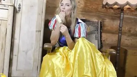 Katerina Hartlova As Princes Cindirella And IceCream In Twat /FullVideo MH