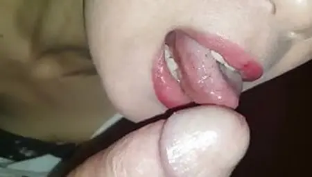 LOT OF CUM IN MOUTH