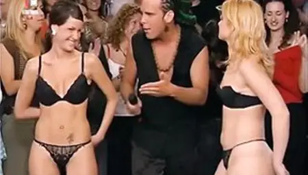 Spanish TV Show Vitamina N - Undress Game With Bare Gal And Male