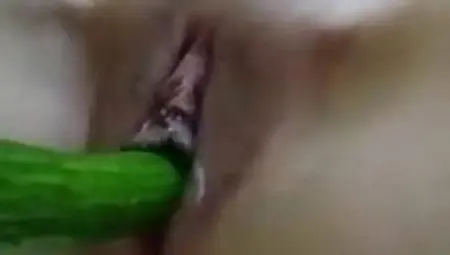 Masturbation Iranian Horny Girl