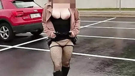 She Shows Off With Dildo And Squirts In Public Places