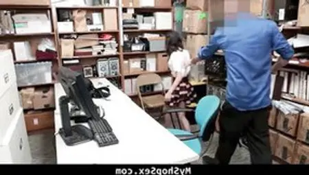 Cop Has Sex With Eastern Shoplifting 18 Yo