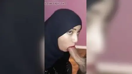 Muslim Hejab Making Out Dick Fellatio