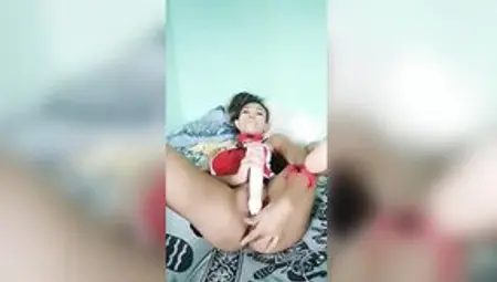 A Maid Made Herself Squirt With A Sex Toy While Waiting For Her
