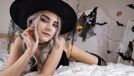 Cute Horny Witch Gets Facial And Swallows Cum - Eva Elfie