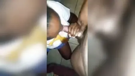 Jamaican Bitch Giving Irresistible Oral Sex