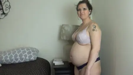 Ana 9 Months Pregnant Creampie