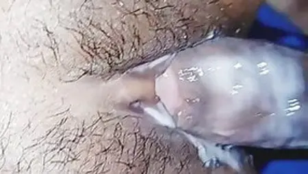 TEEN GIRL&rsquo;S WET PUSSY
