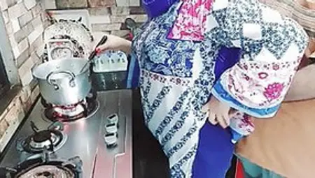 Desi Shy Aunty Fucked In Kitchen By Nephew While Cooking