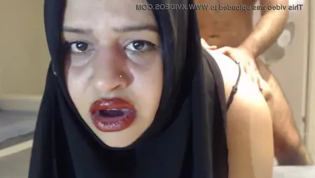 PAINFUL SURPRISE ANAL WITH MARRIED HIJAB WOMAN !
