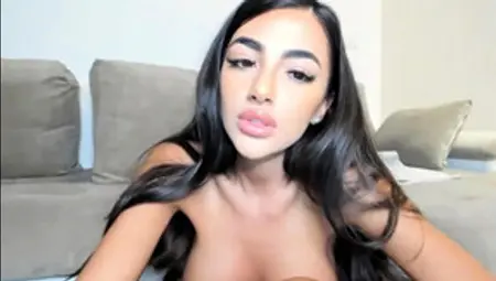 Hot Webcam Babe Loves Dildo Anal Masturbation