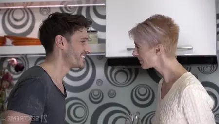 Skinny Mature With Short Hair And Small Tits, Belinda Bee Likes Sex In A Doggy- Style Position
