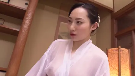 Yoshioka Hasumi 3