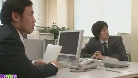 Two Guys Fuck And Creampie Aiko Hirose At The Office