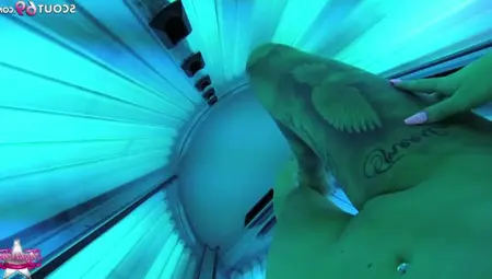 TIGHT TINI - GERMAN REAL AMATEUR TANNING SALON CELLPHONE WEB CAM VLOG