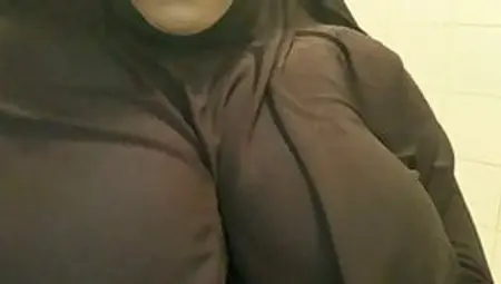 Hijabi Ebony Solo