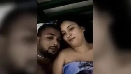 Nepali Floozy Sex With Bangali In Dubai