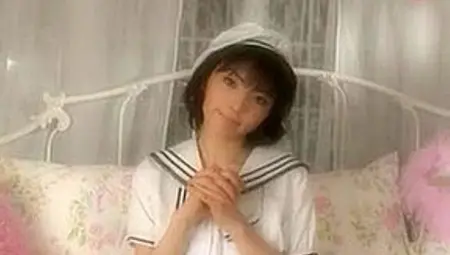 DAIMATSU Yuyu In Sailor Costume