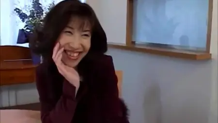 Lusty Chinese Mom Strong Libido Likes Plowed Voyeur