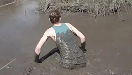 Madalynn Raye&#039;s 1st Mud And Stuck