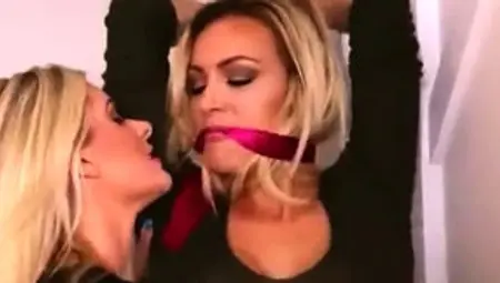 Lesbian Bondage