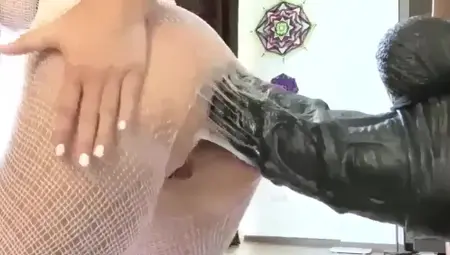 Girl Stretches Ass Using An Enormous Dildo