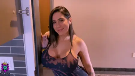Real Amateur Latina Knocked On My Door Asking For Oral Sex And Ended Up Getting More Than That.