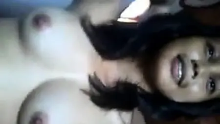 Desi Woman Fingering Her Furry Indian Slit On Livecam
