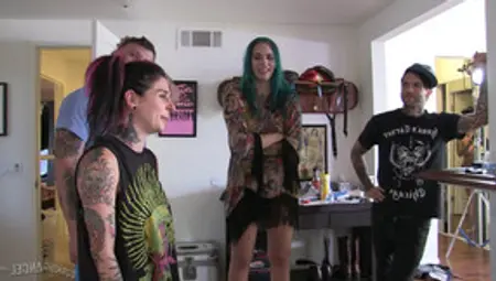 Behind The Scenes Of Punk Porn Shoots With Sexy Tattooed Girls