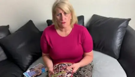 Mature Step Mom Gets An Hot Load Of Cum In Her Face.
