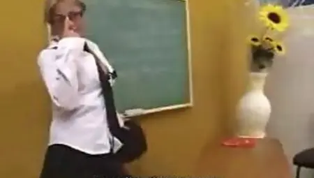 Escolinha Da Morgana Portugues Porno