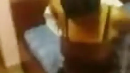 Tamil Woman Aged 30 Removing Dress And Sucking Cock In Hotel