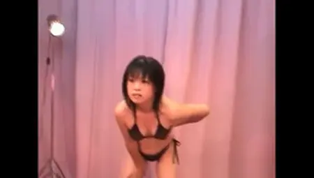 Classy Oriental Girl Is In Love With Pissing Behind The Camera