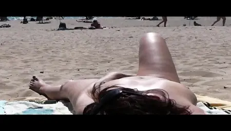 LLEEMEE (1) - Beach Masturbation In Front Of A Man