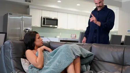 Playful Young Kitten Diamond Banks Fucks The Repairman