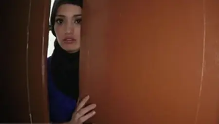Arab Man Fuck Old 2 Refugee In My Hotel Room For Sex