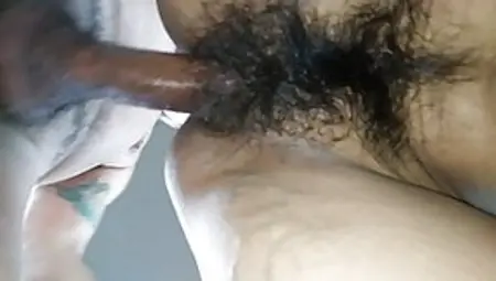 Bareback Premature Cum Hairy Pussy